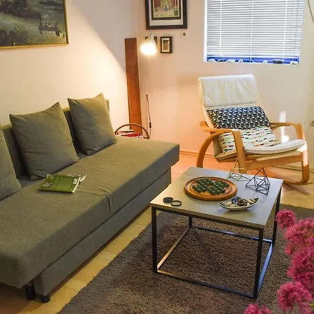 Chic Loft With Roof Garden And Panoramic View カラマタ